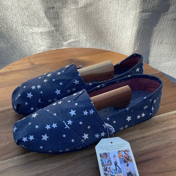 TOMS Wmn Classic Navy Stars Size 10 - Picture 1 of 9